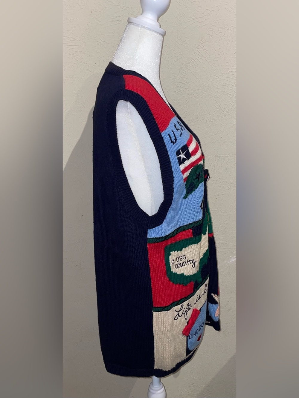 Eagle’s Eye Women Size M Vintage 1995 Sweater Vest Gump Life Is Like Chocolates - Picture 7 of 10